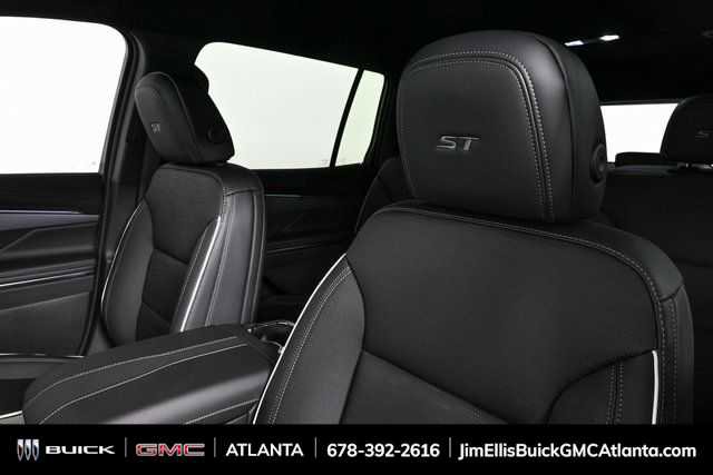 New 2026 Buick Enclave Sport Touring image 5
