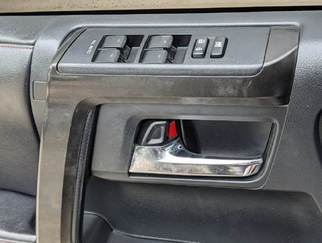 Used 2015 Toyota 4Runner Trail Premium AWD/4WD image 24