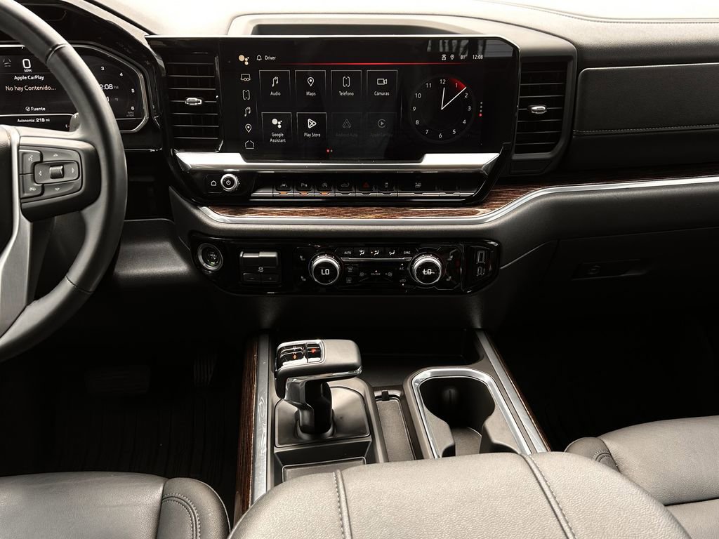 Used 2024 GMC Sierra 1500 Elevation w/ Elevation Premium Package image 17