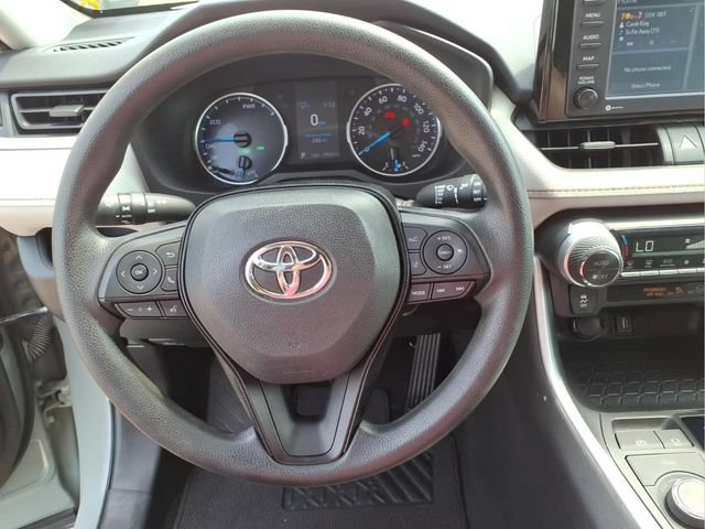 Used 2021 Toyota RAV4 XLE AWD/4WD image 15
