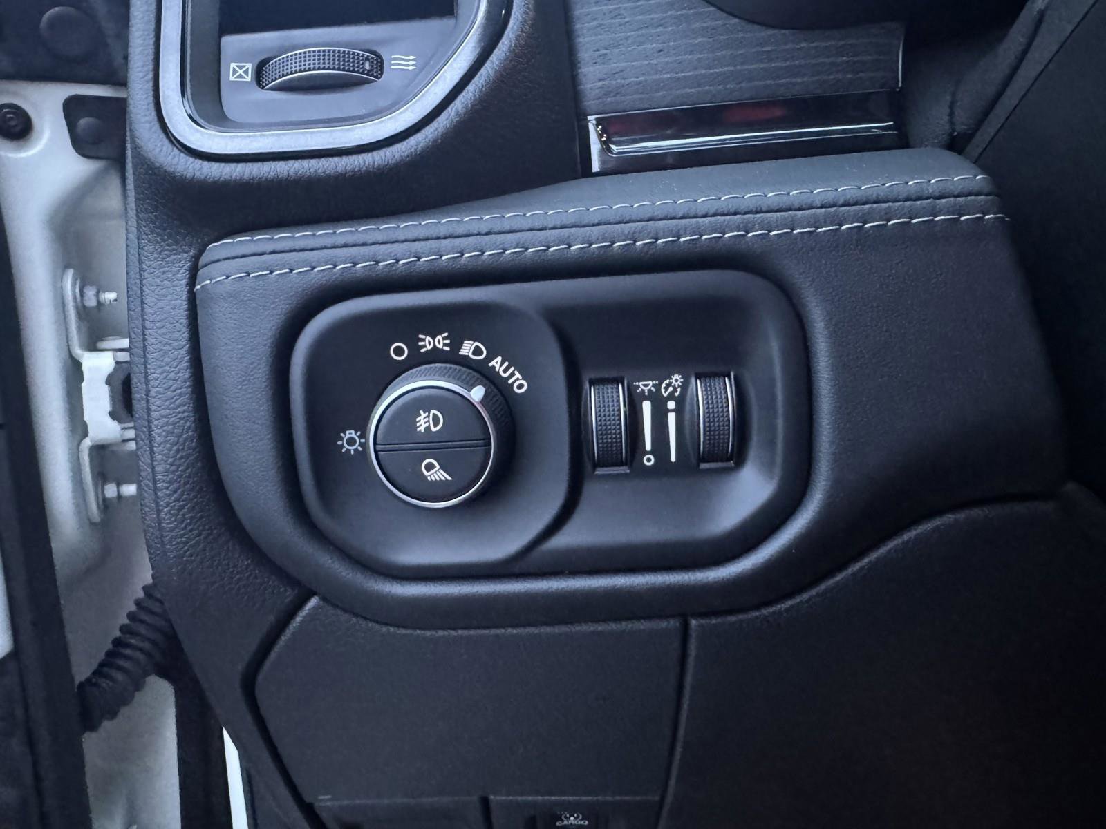 Certified 2024 RAM 3500 Limited image 24