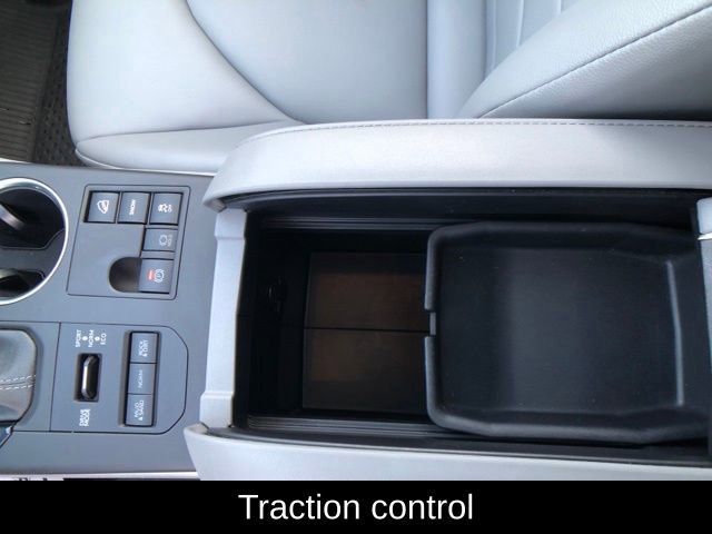 Used 2023 Toyota Highlander XLE image 20