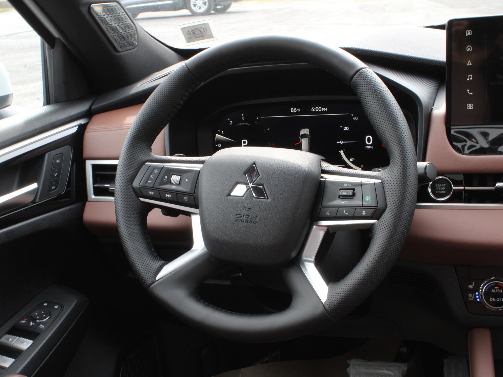 New 2025 Mitsubishi Outlander SEL image 22