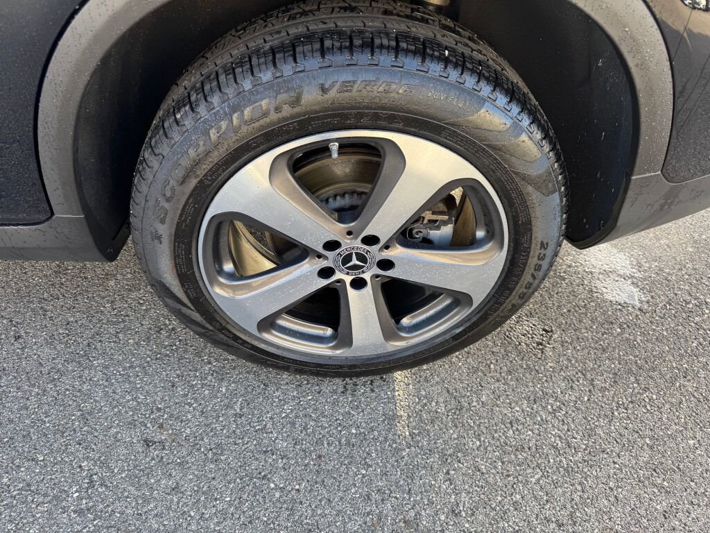 Used 2022 Mercedes-Benz GLC 300 4MATIC image 25