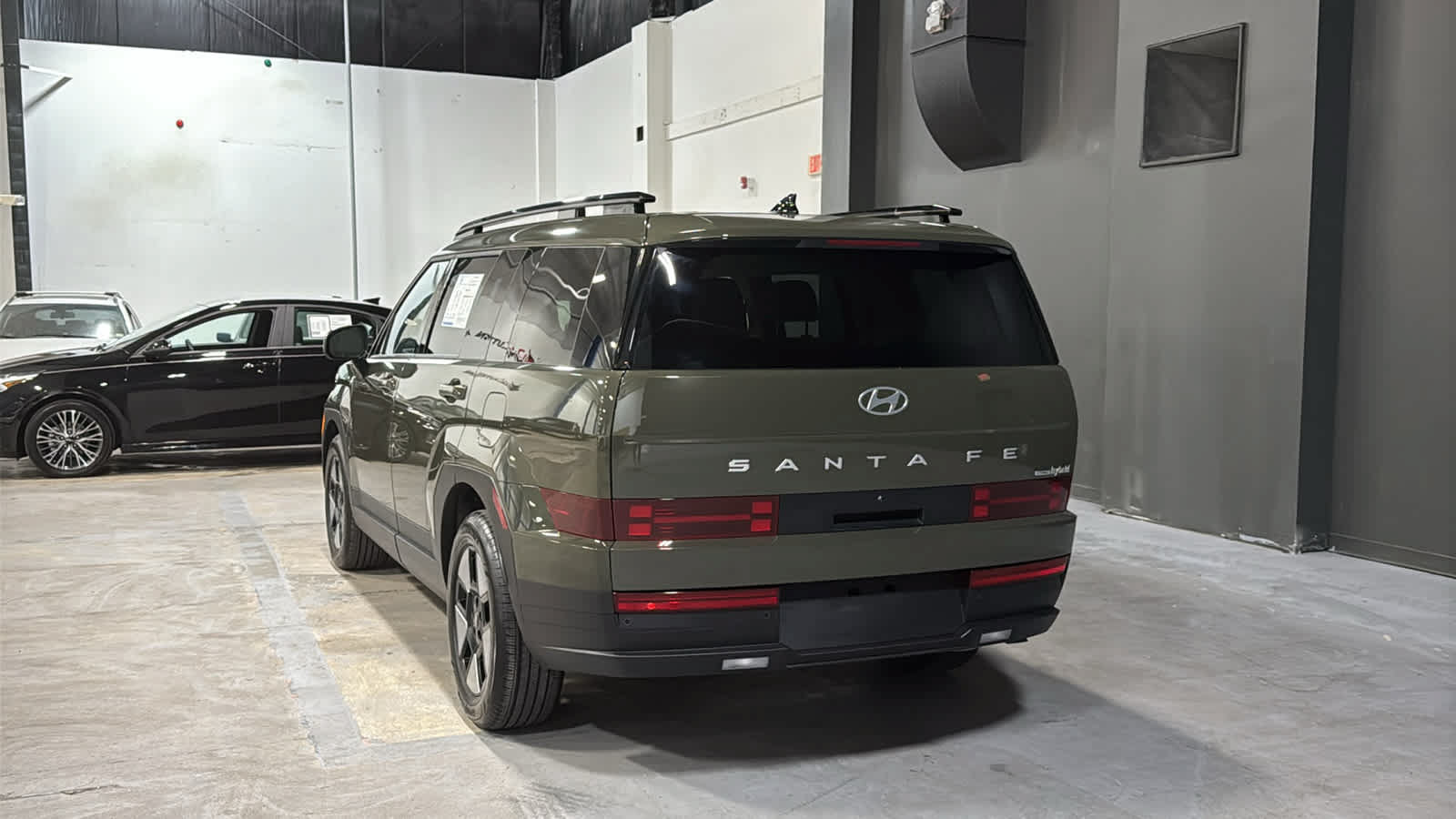 Used 2025 Hyundai Santa Fe SEL AWD/4WD image 6
