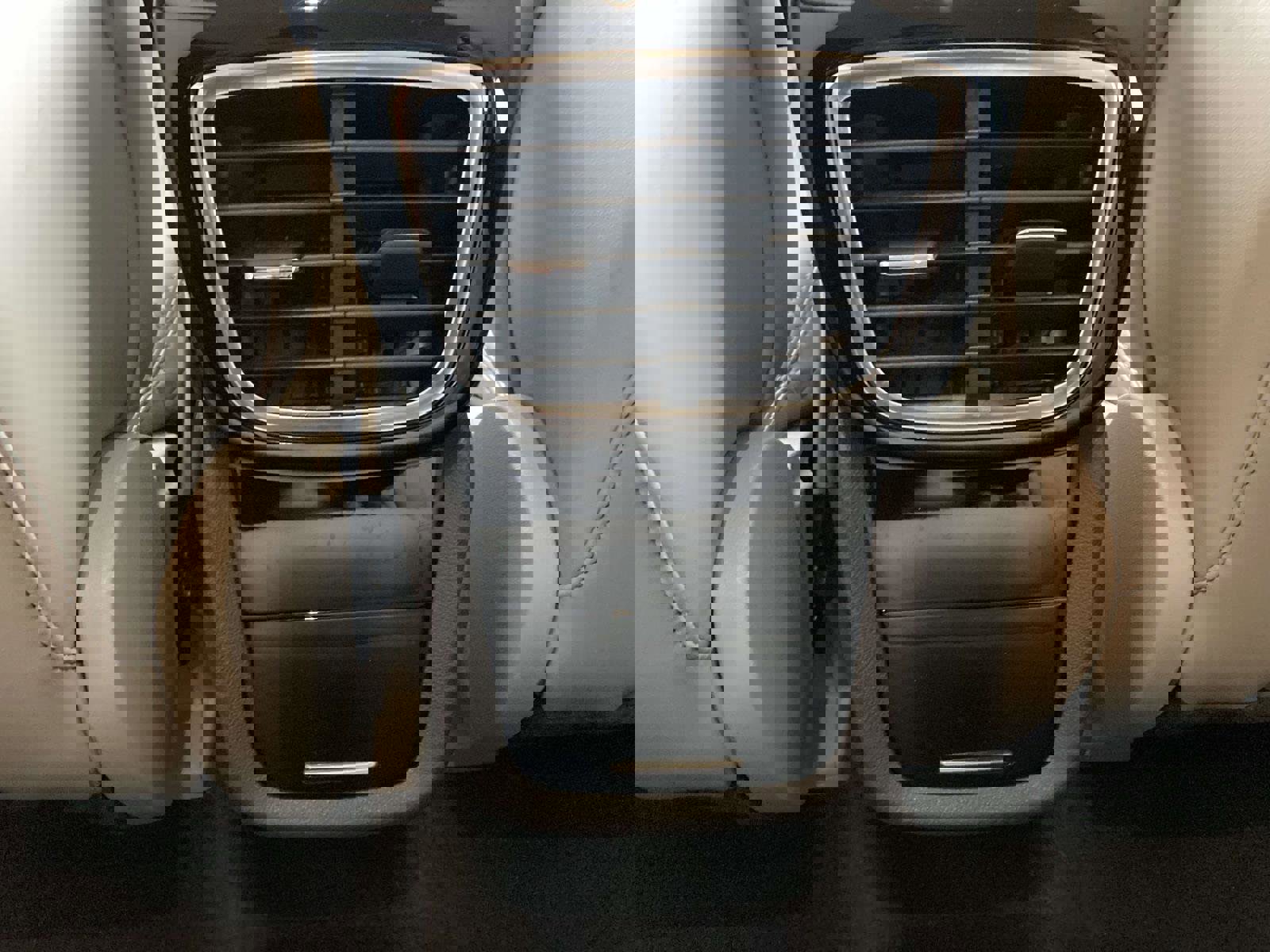 Certified 2021 Lincoln Nautilus FWD w/ Equipment Group 101A image 18