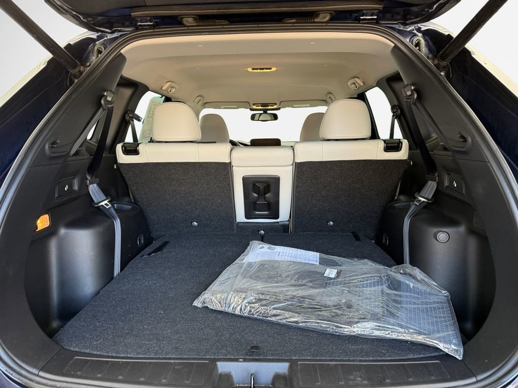 Used 2023 Mitsubishi Outlander SEL AWD/4WD image 24