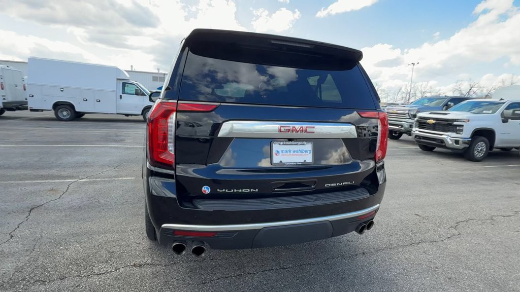 Used 2024 GMC Yukon XL Denali AWD/4WD image 7