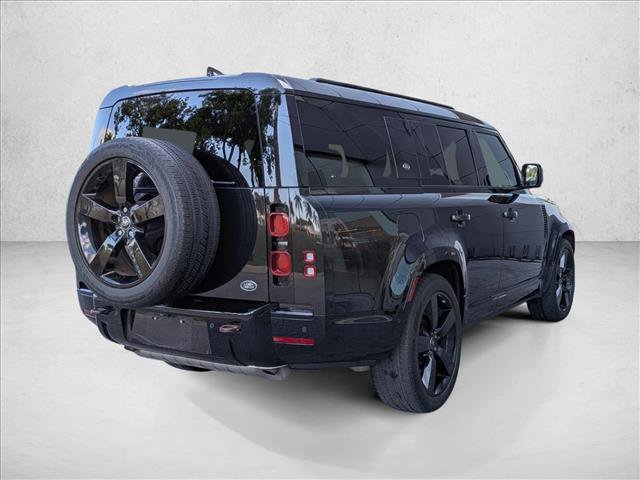 Certified 2023 Land Rover Defender 130 X-Dynamic SE image 5