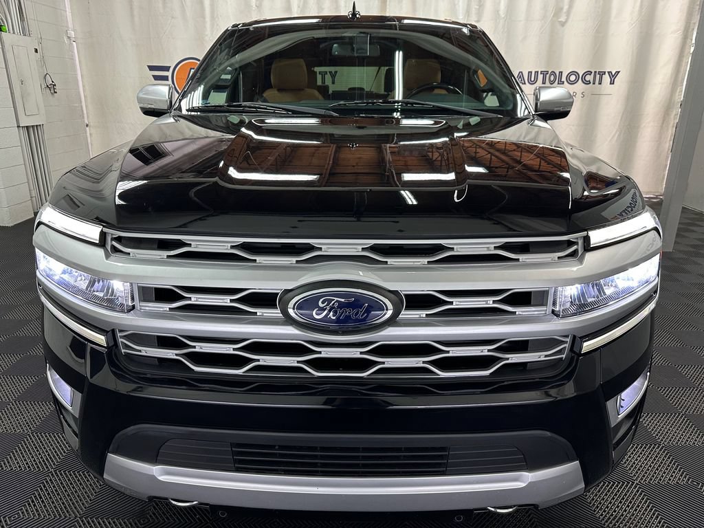 Used 2022 Ford Expedition Platinum AWD/4WD image 4