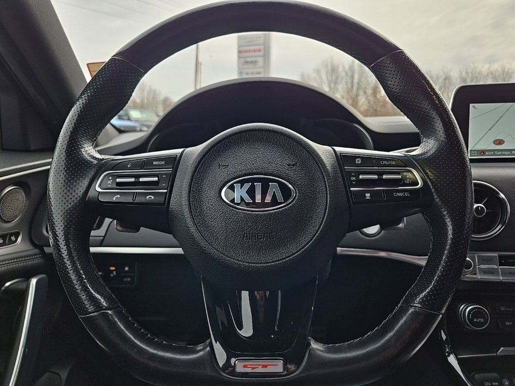 Used 2020 Kia Stinger GT2 image 38