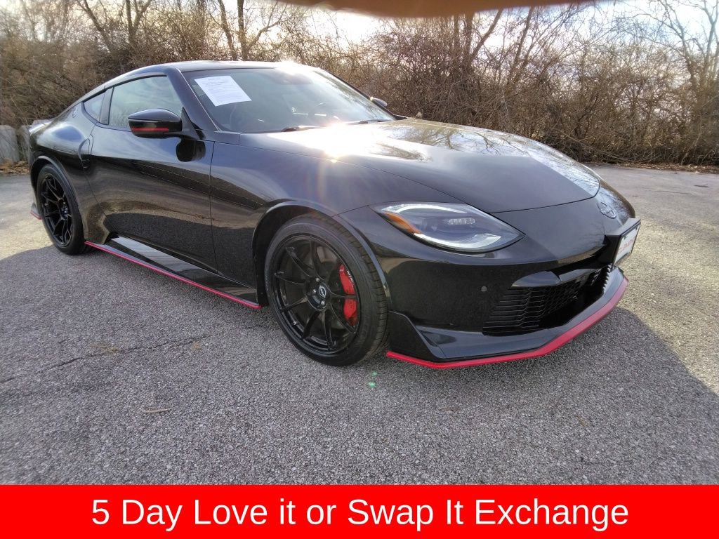 Used 2024 Nissan Z NISMO w/ Floor Mat Package image 3