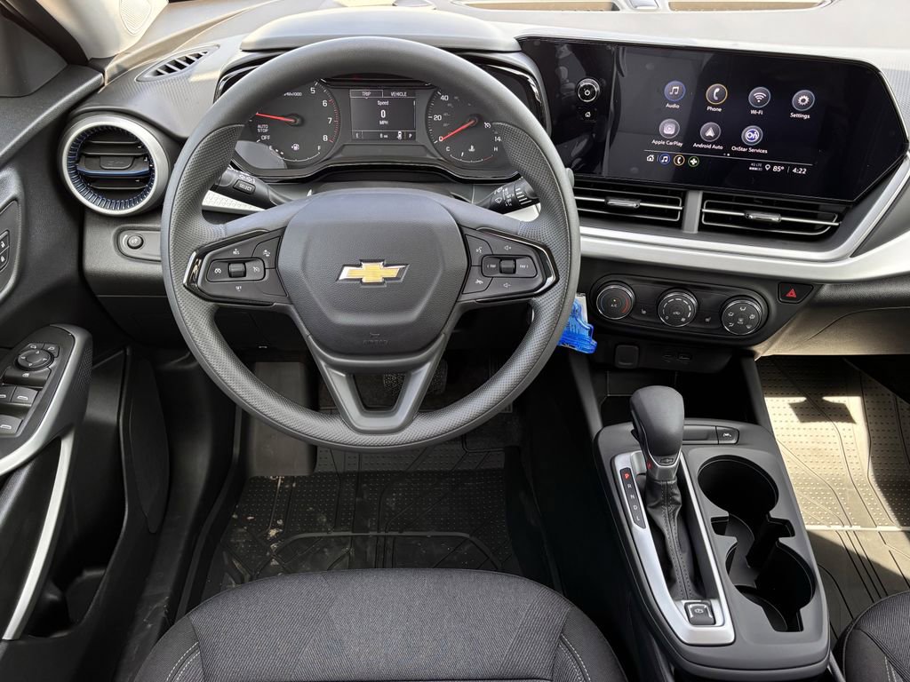 New 2026 Chevrolet Trax LS w/ LS Convenience Package FWD image 8
