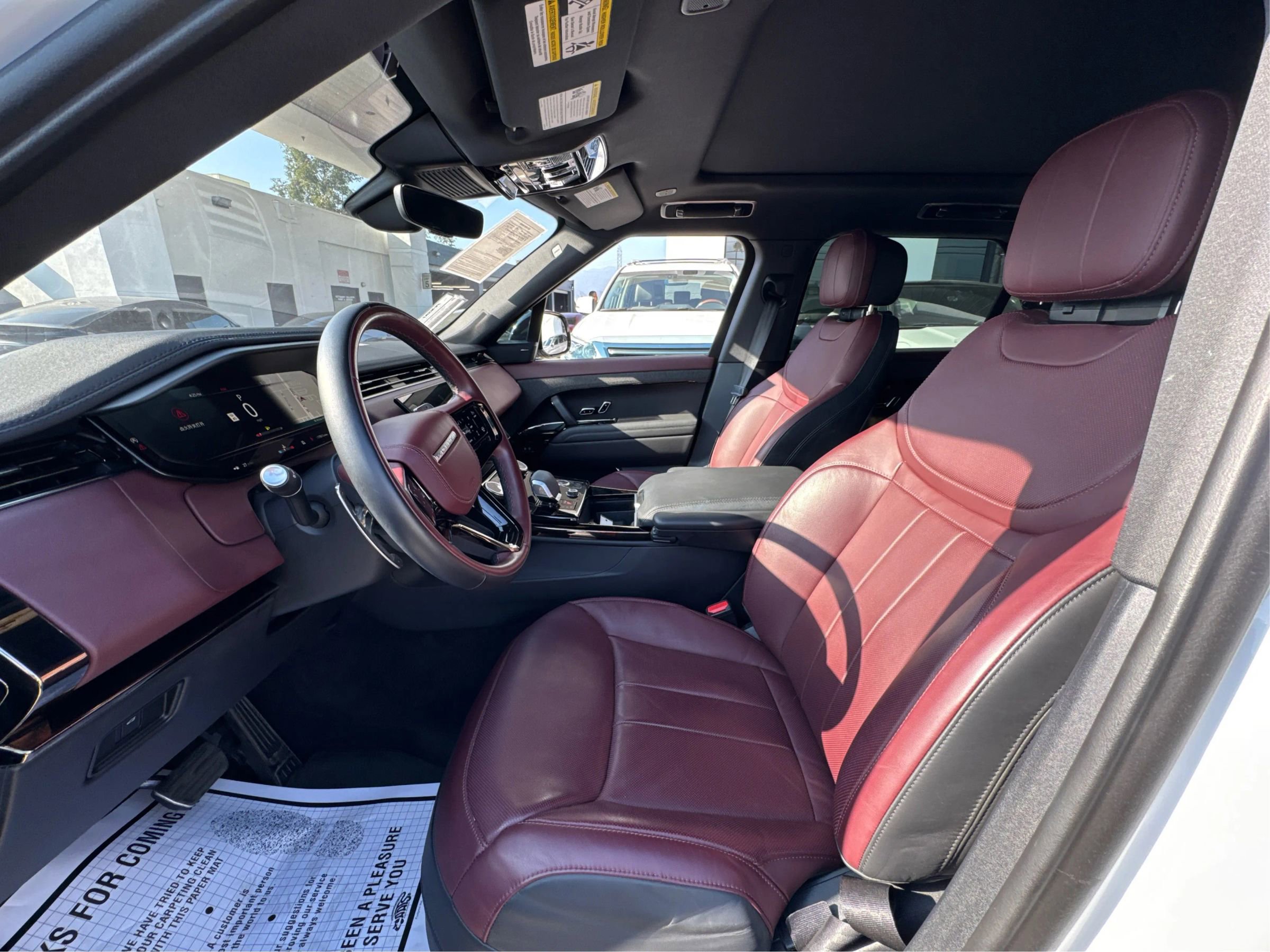 Used 2023 Land Rover Range Rover Sport SE Dynamic image 9