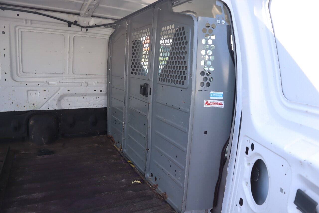 Used 2011 Ford E-250 and Econoline 250 w/ PWR Group RWD image 19