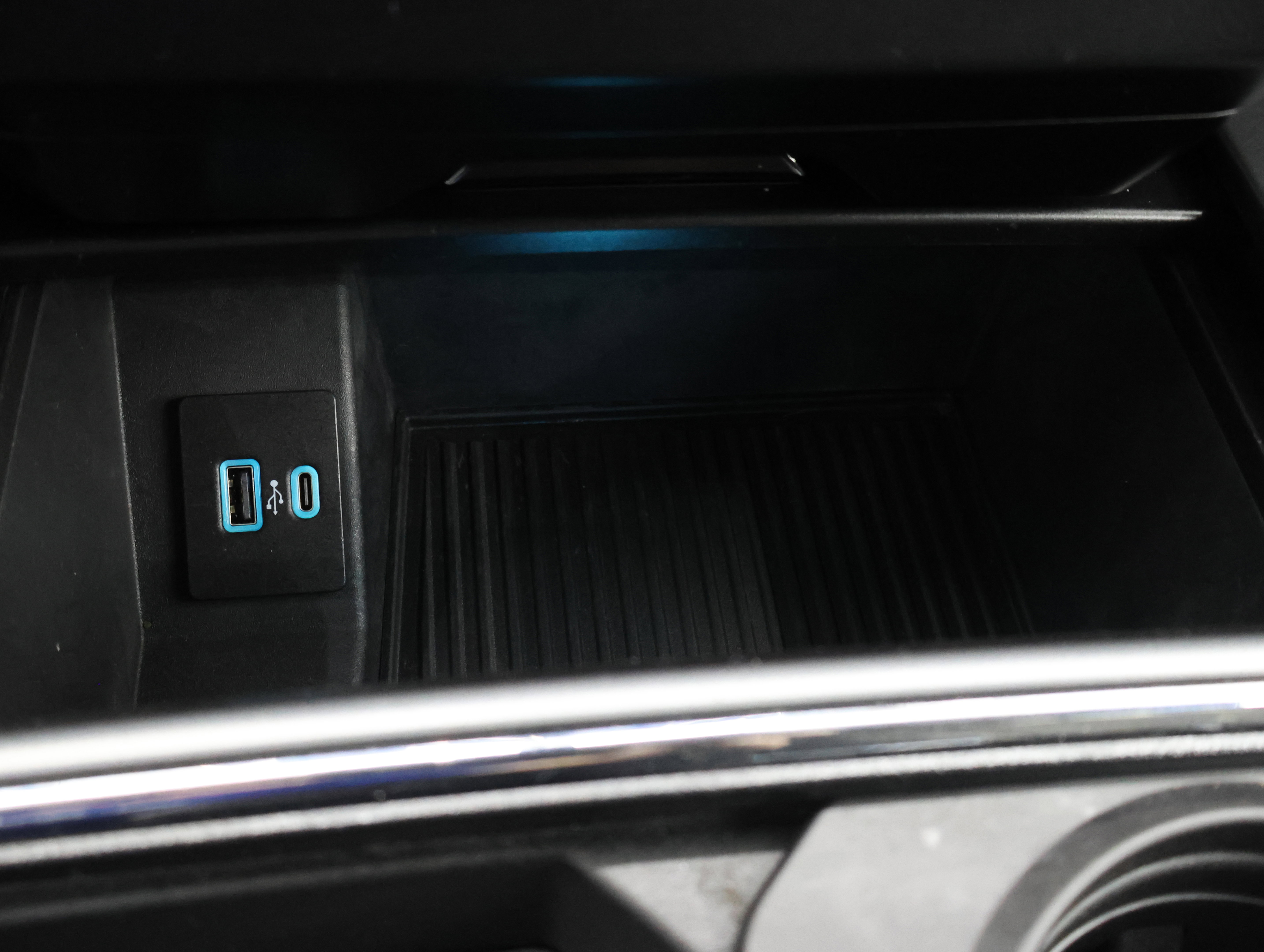 Used 2022 Ford F250 XLT w/ XLT Premium Package AWD/4WD image 44