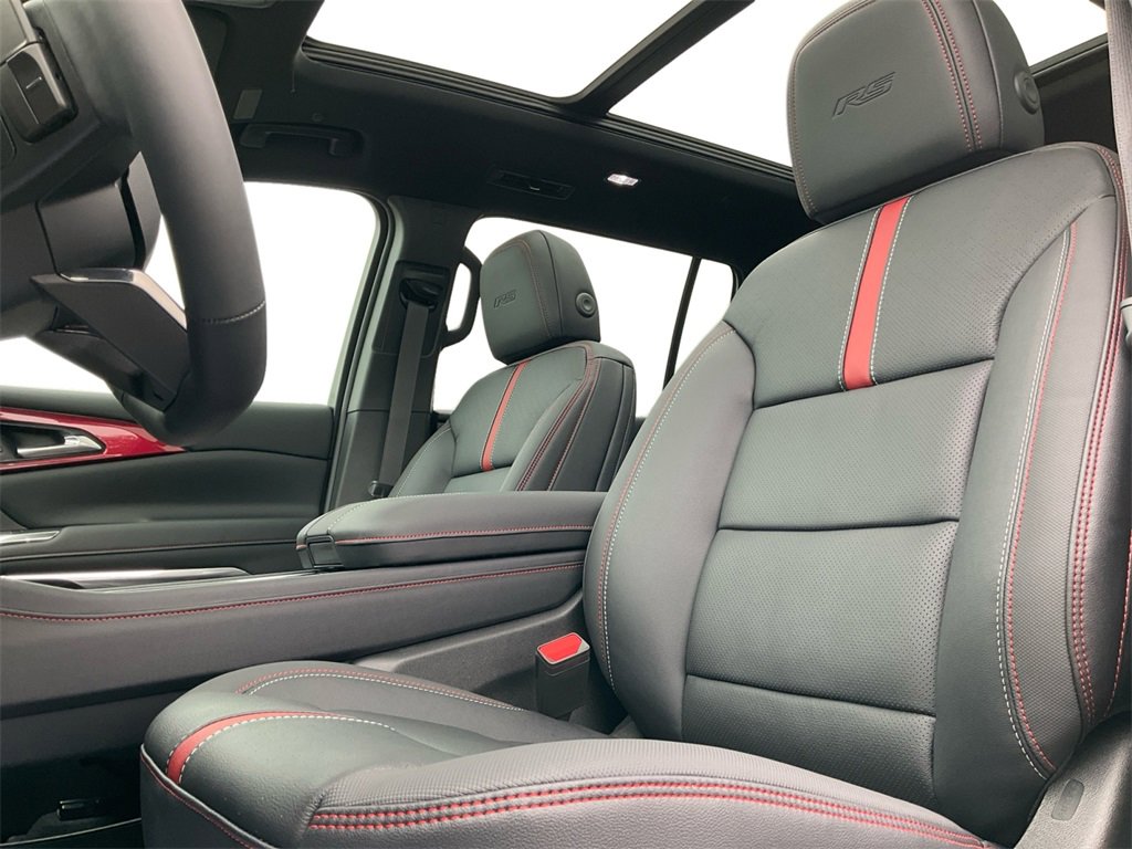 New 2026 Chevrolet Traverse RS w/ LPO, Floor Liner Package image 28