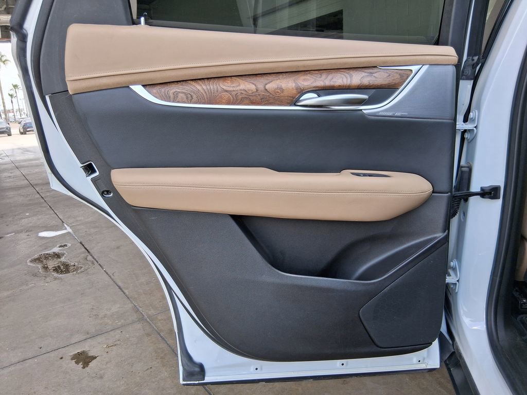Used 2024 Cadillac XT5 Premium Luxury w/ Platinum Package FWD image 26