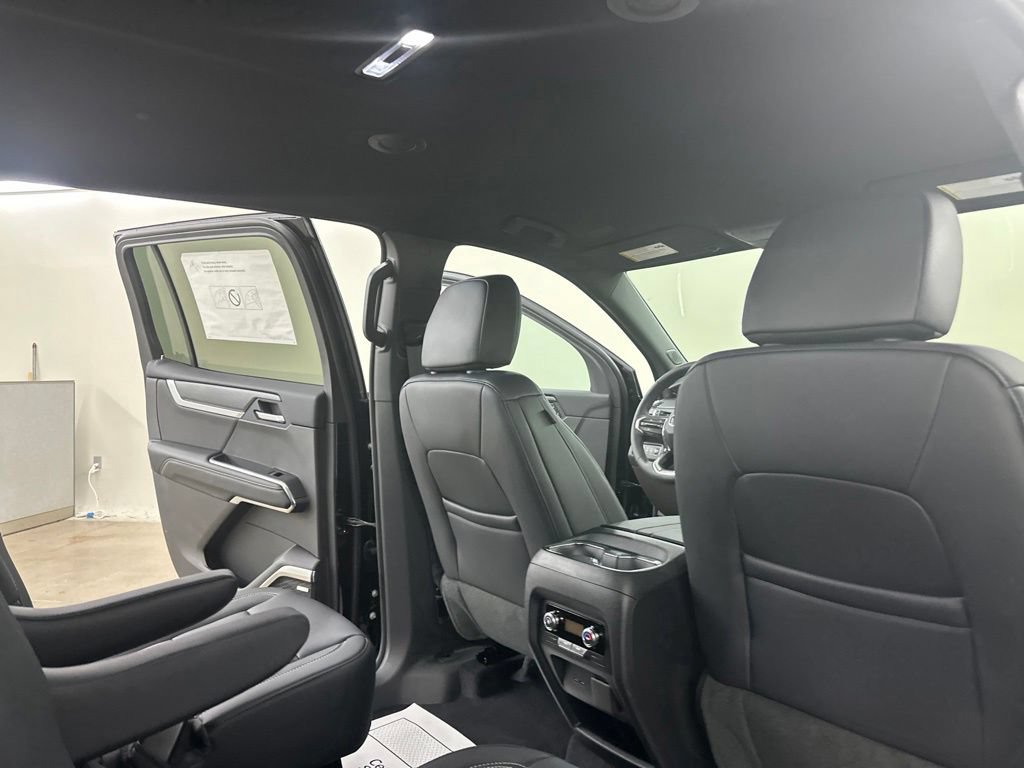 New 2026 GMC Acadia Elevation w/ Elevation Premium Package AWD/4WD image 24