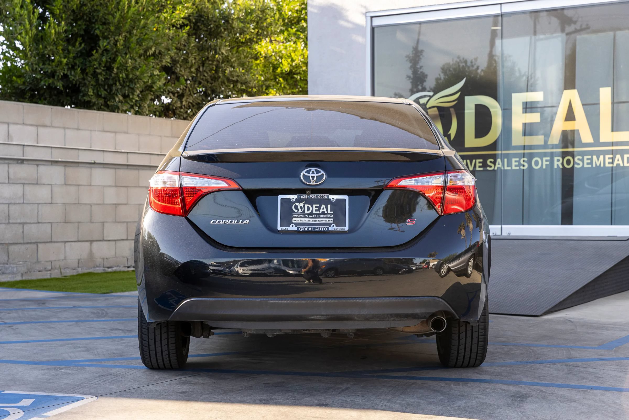 Used 2015 Toyota Corolla S FWD image 15