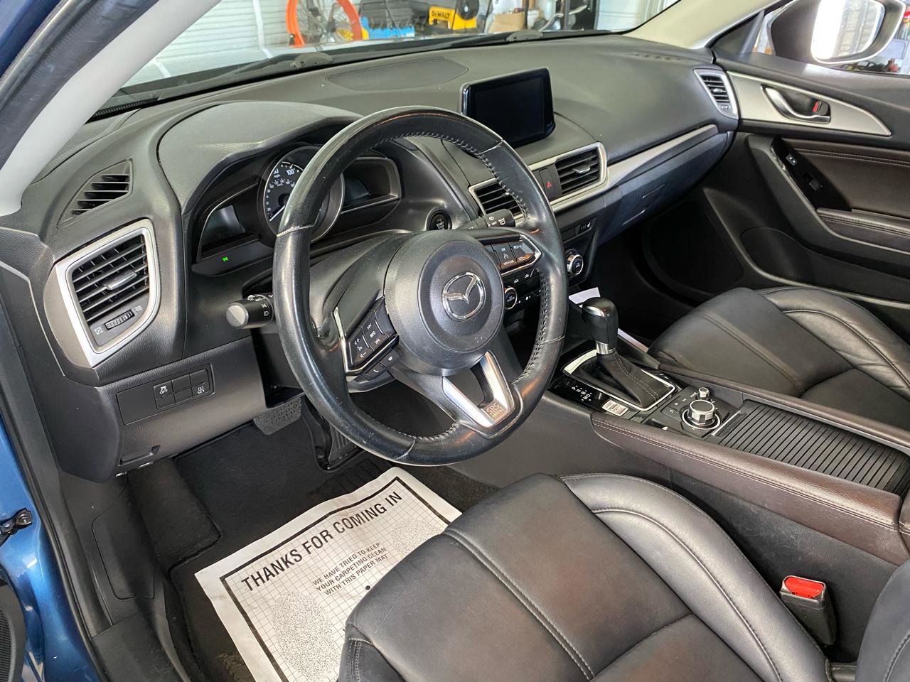 Used 2017 MAZDA MAZDA3 Touring FWD image 5
