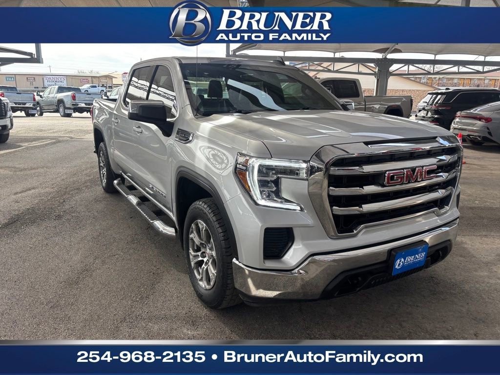 Used 2021 GMC Sierra 1500 SLE w/ X31 Off-Road Package image 3