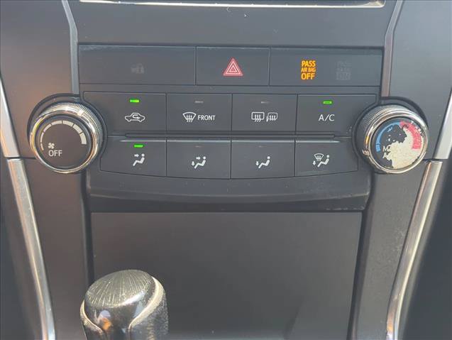 Used 2016 Toyota Camry SE FWD image 20