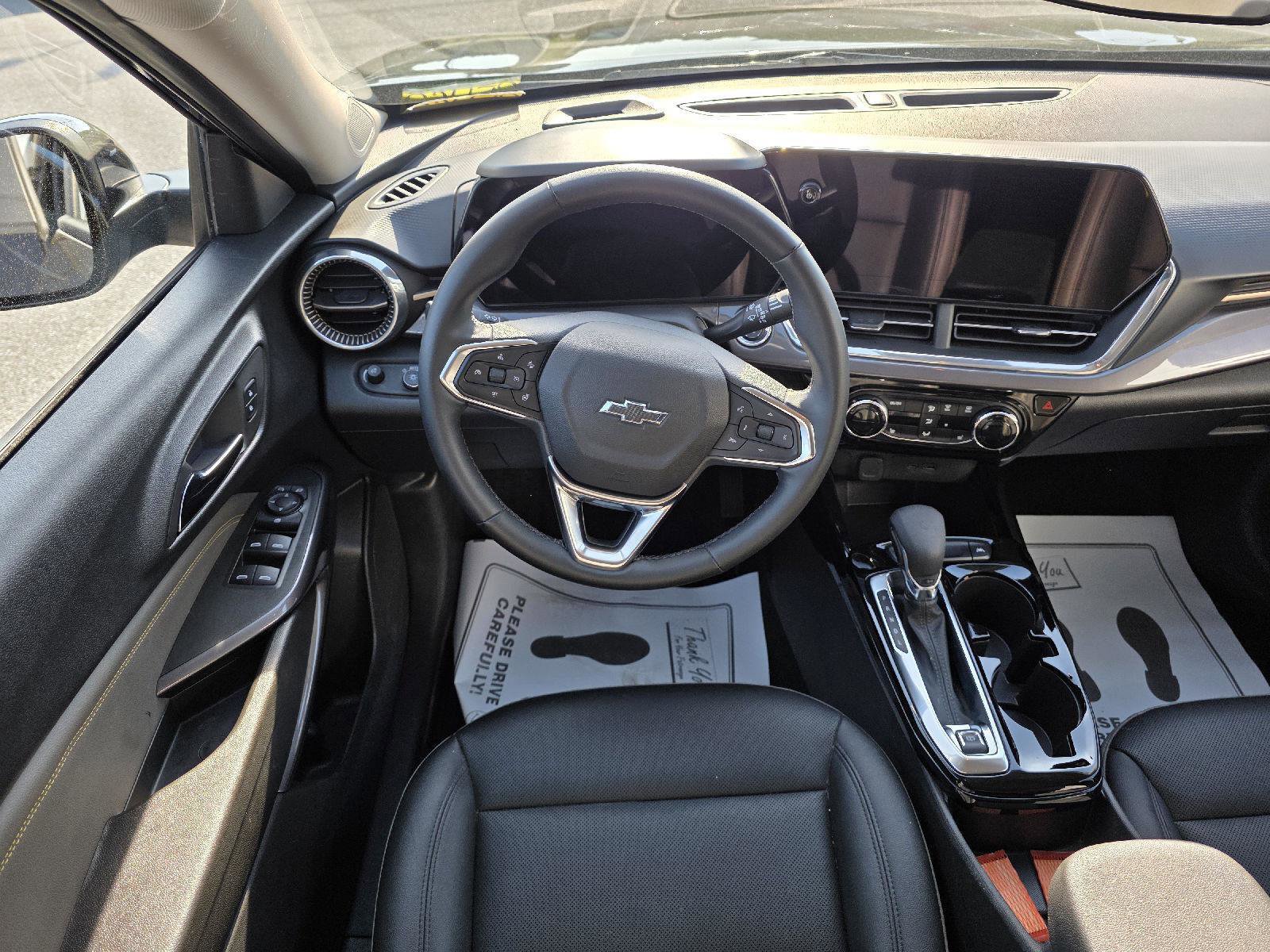 Used 2024 Chevrolet Trax ACTIV FWD image 13