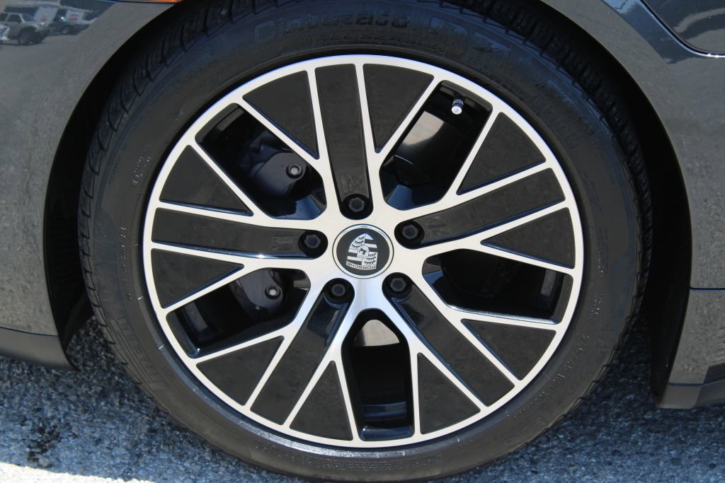 Used 2021 Porsche Taycan RWD image 7