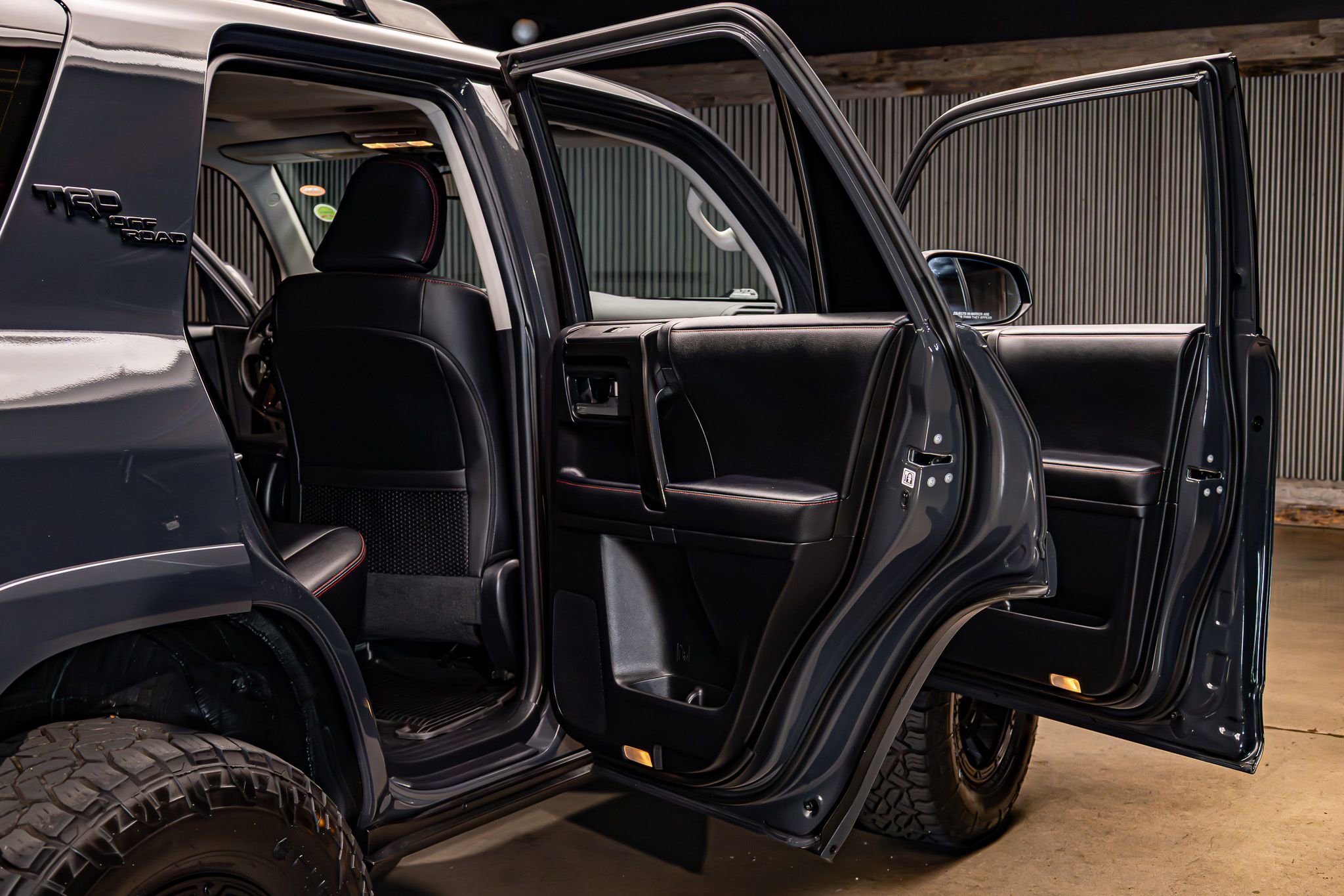 Used 2024 Toyota 4Runner TRD Off-Road Premium w/ Off Road Premium Plus Package AWD/4WD image 26