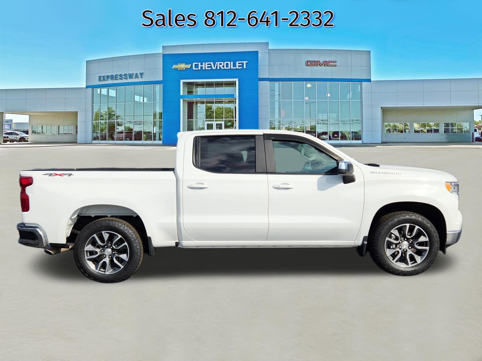 Used 2024 Chevrolet Silverado 1500 LT image 8
