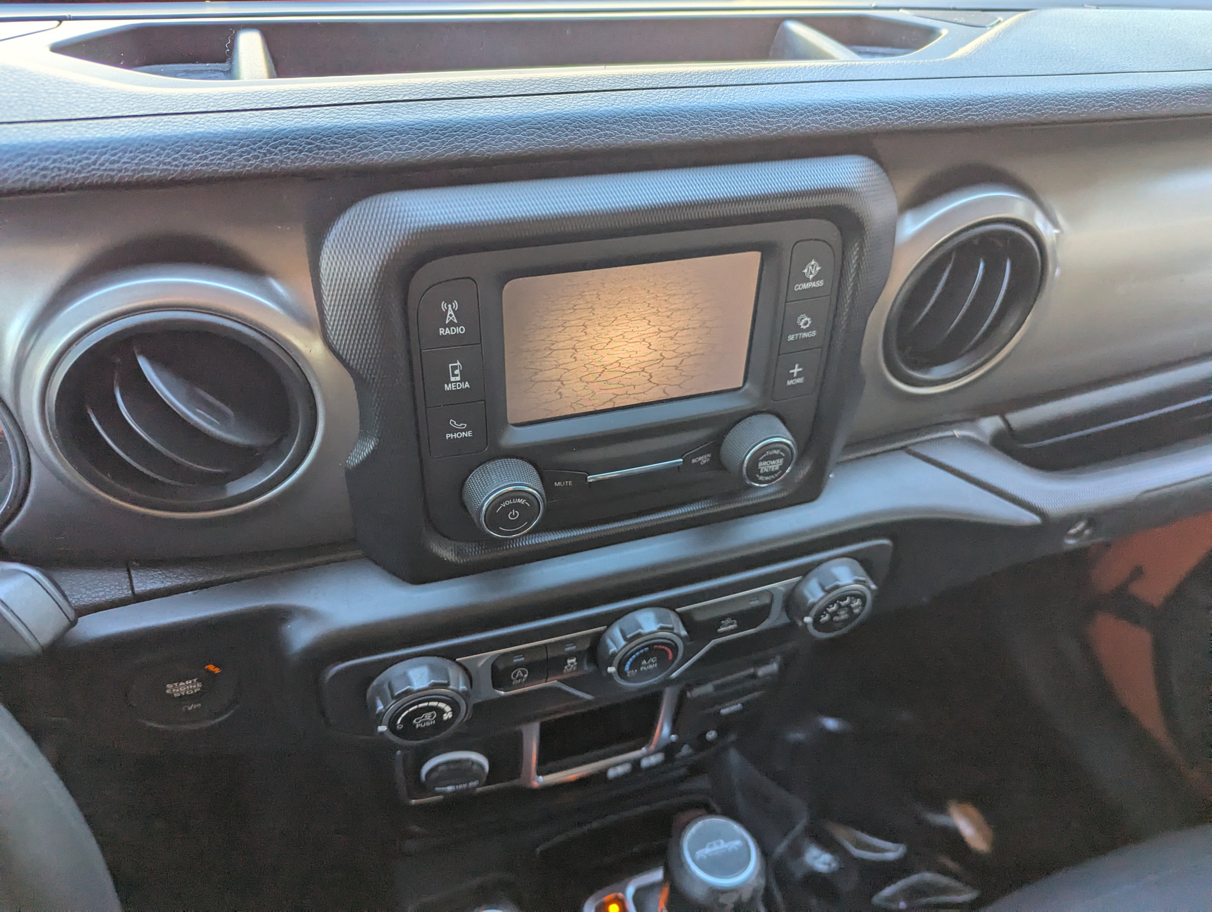 Used 2020 Jeep Gladiator Sport w/ Trailer Tow Package image 23