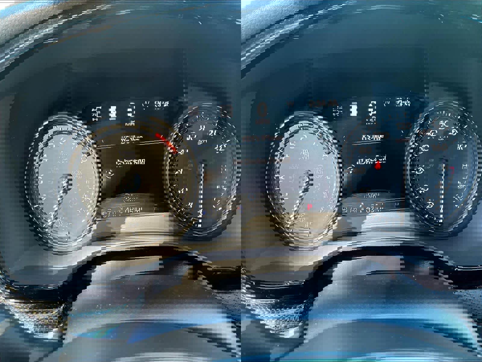 Used 2021 Cadillac XT5 Sportv w/ LPO, ONYX Package image 21