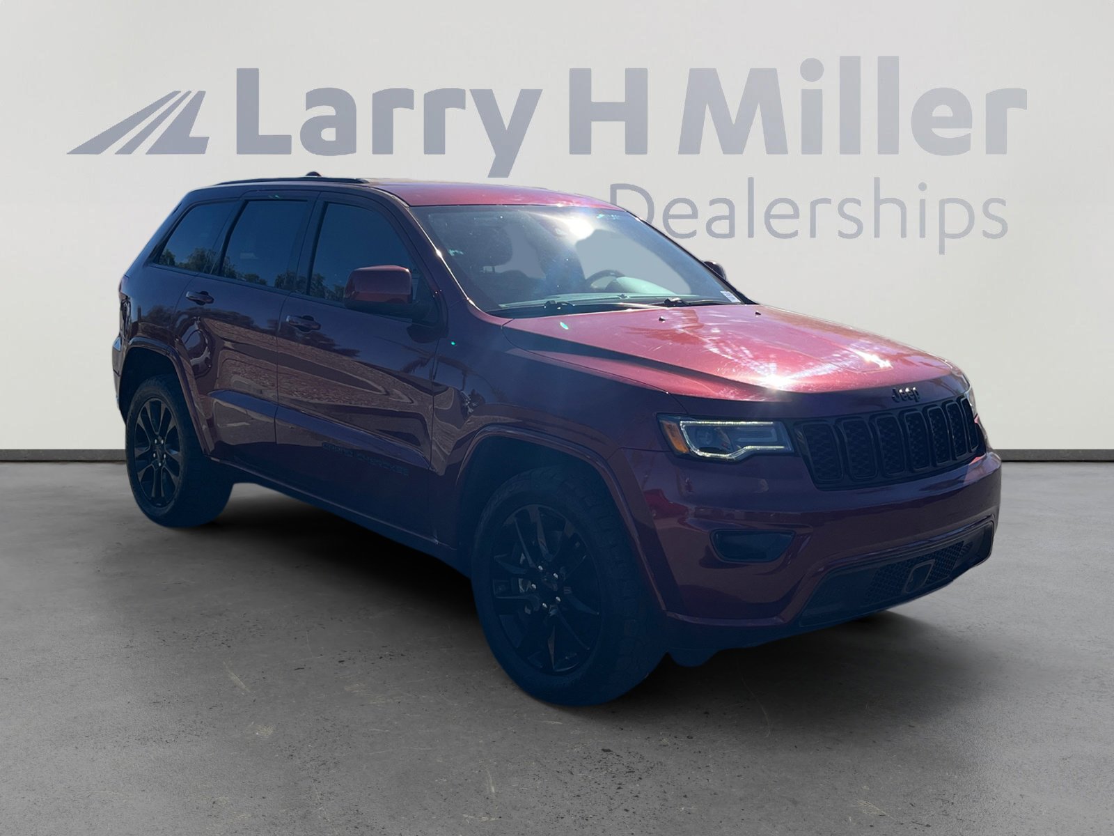Used 2021 Jeep Grand Cherokee Laredo X image 7