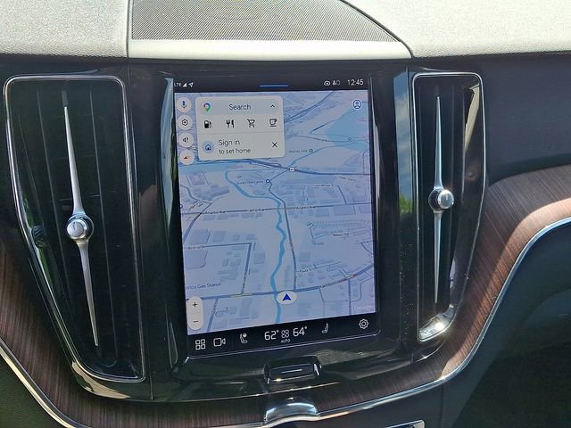 Used 2023 Volvo XC60 B5 Plus image 20