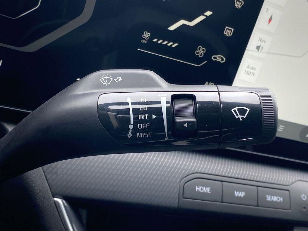 New 2025 Kia K4 GT-Line Turbo image 29