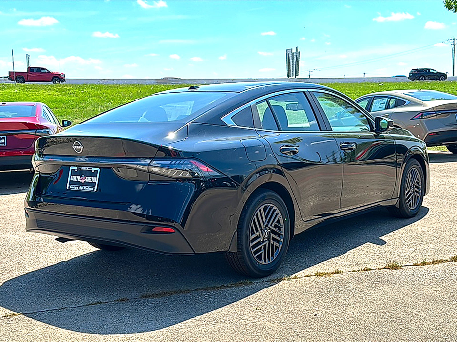 New 2026 Nissan Sentra SV w/ SV Convenience Package FWD image 8