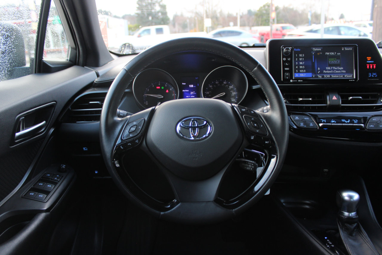 Used 2018 Toyota C-HR image 9