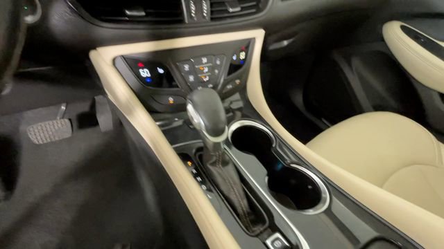 Used 2018 Buick Envision Essence w/ LPO, Hit The Road Package AWD/4WD image 27