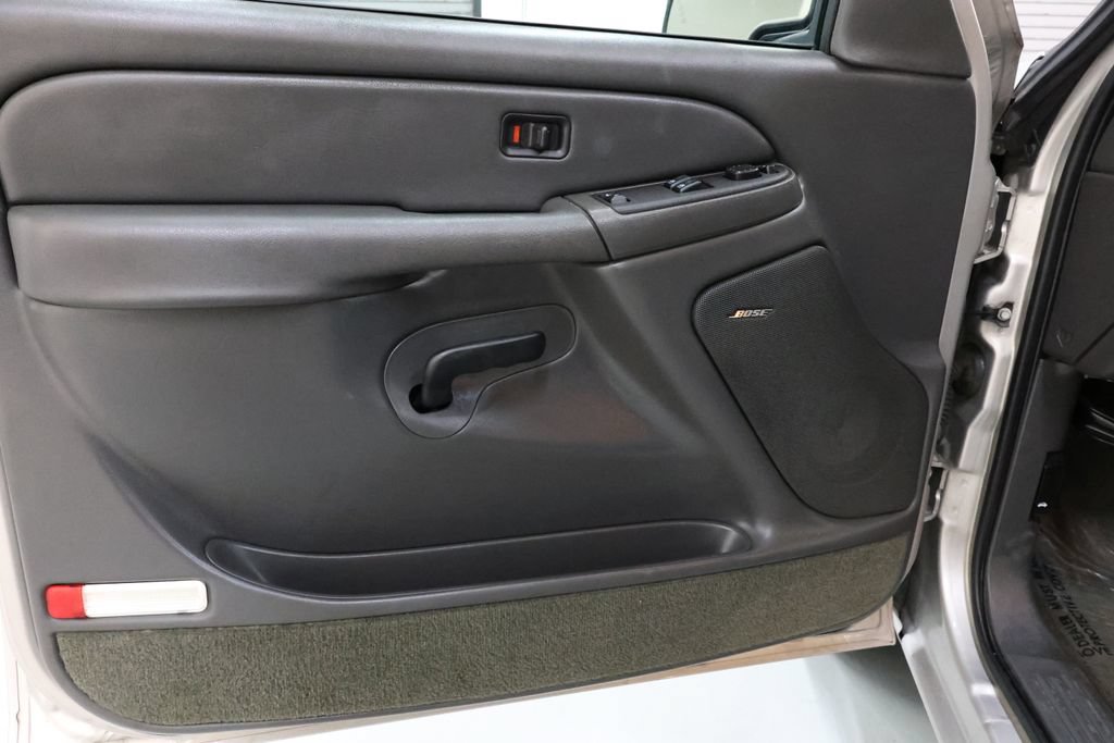 Used 2004 Chevrolet Silverado 1500 LS w/ Safe and Sound Package RWD image 65