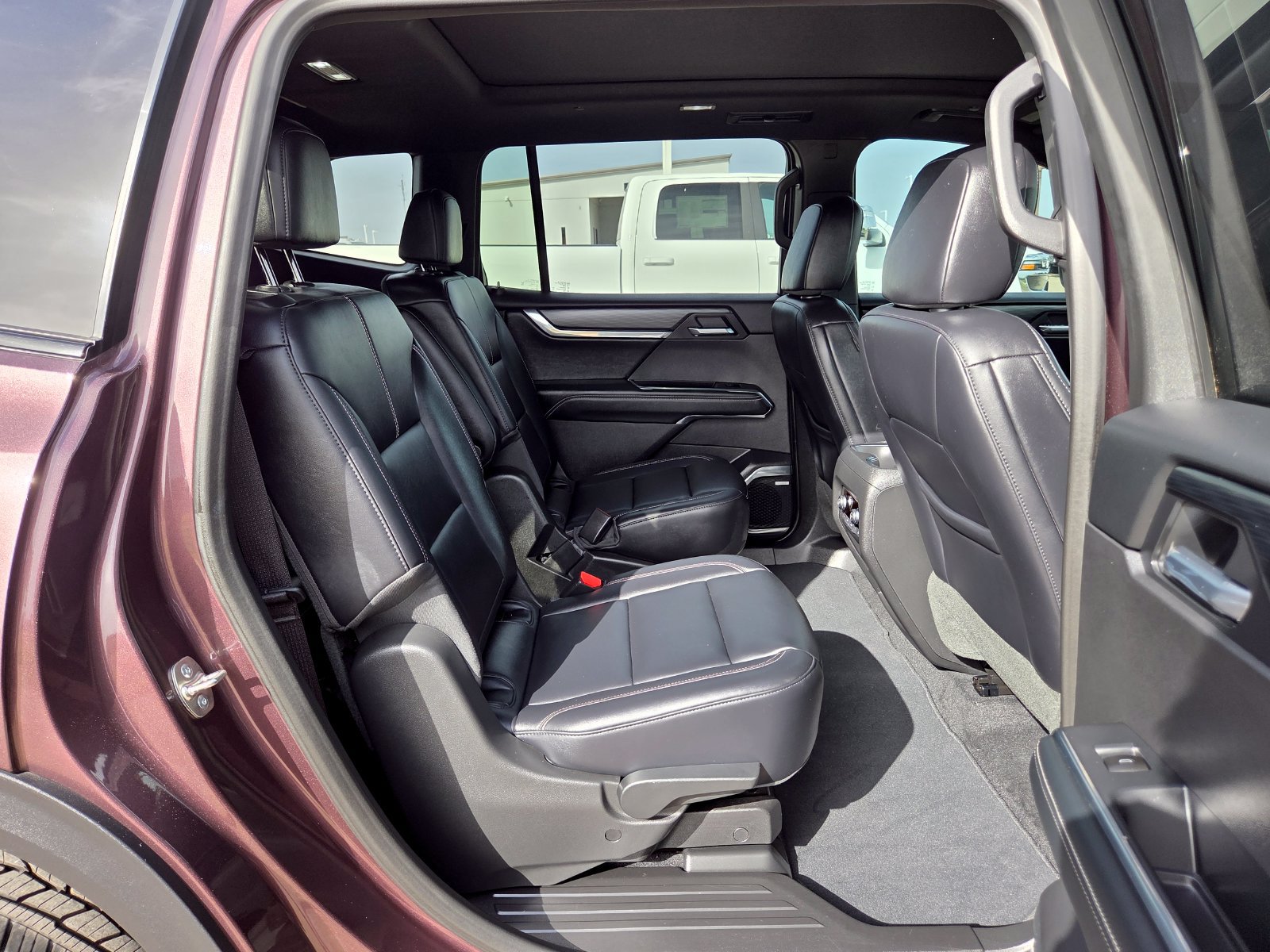 Used 2026 GMC Acadia Elevation w/ Black Edition FWD image 17