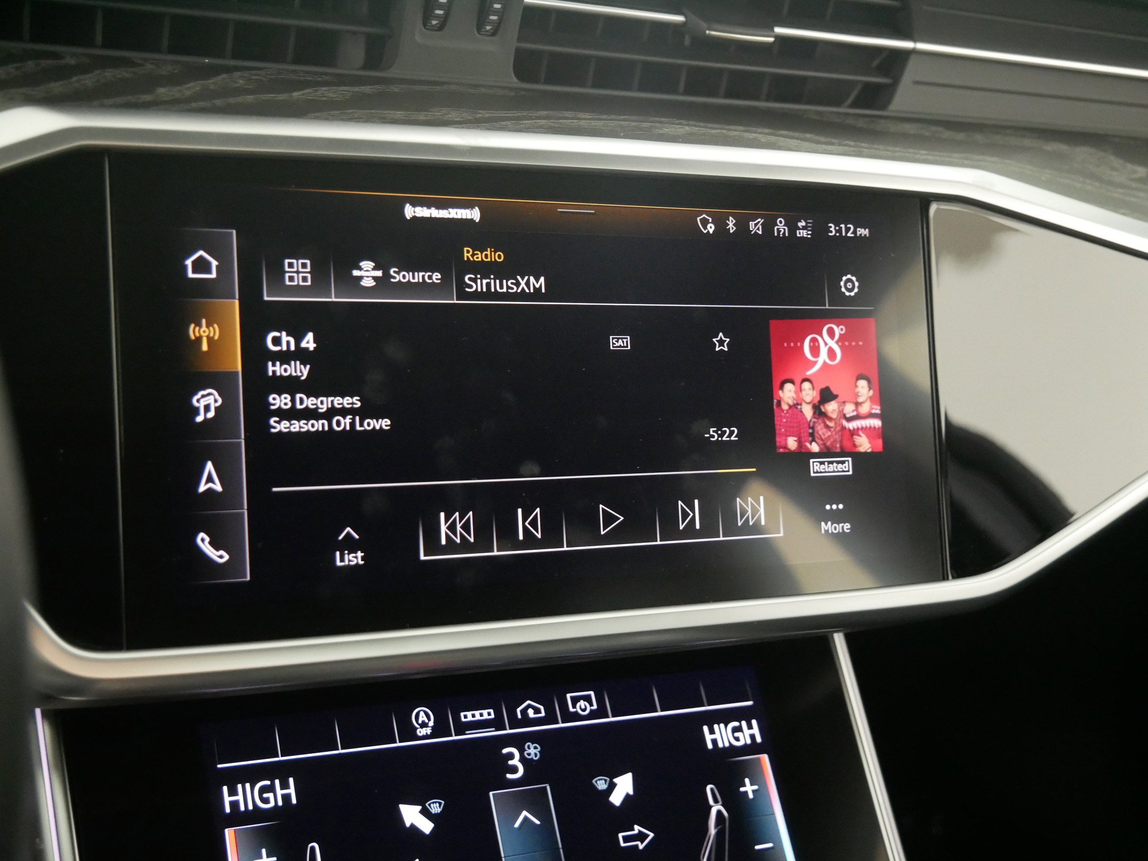 Used 2024 Audi A6 Premium Plus image 22