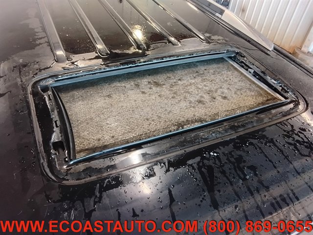 Used 2015 Cadillac Escalade ESV Luxury image 17