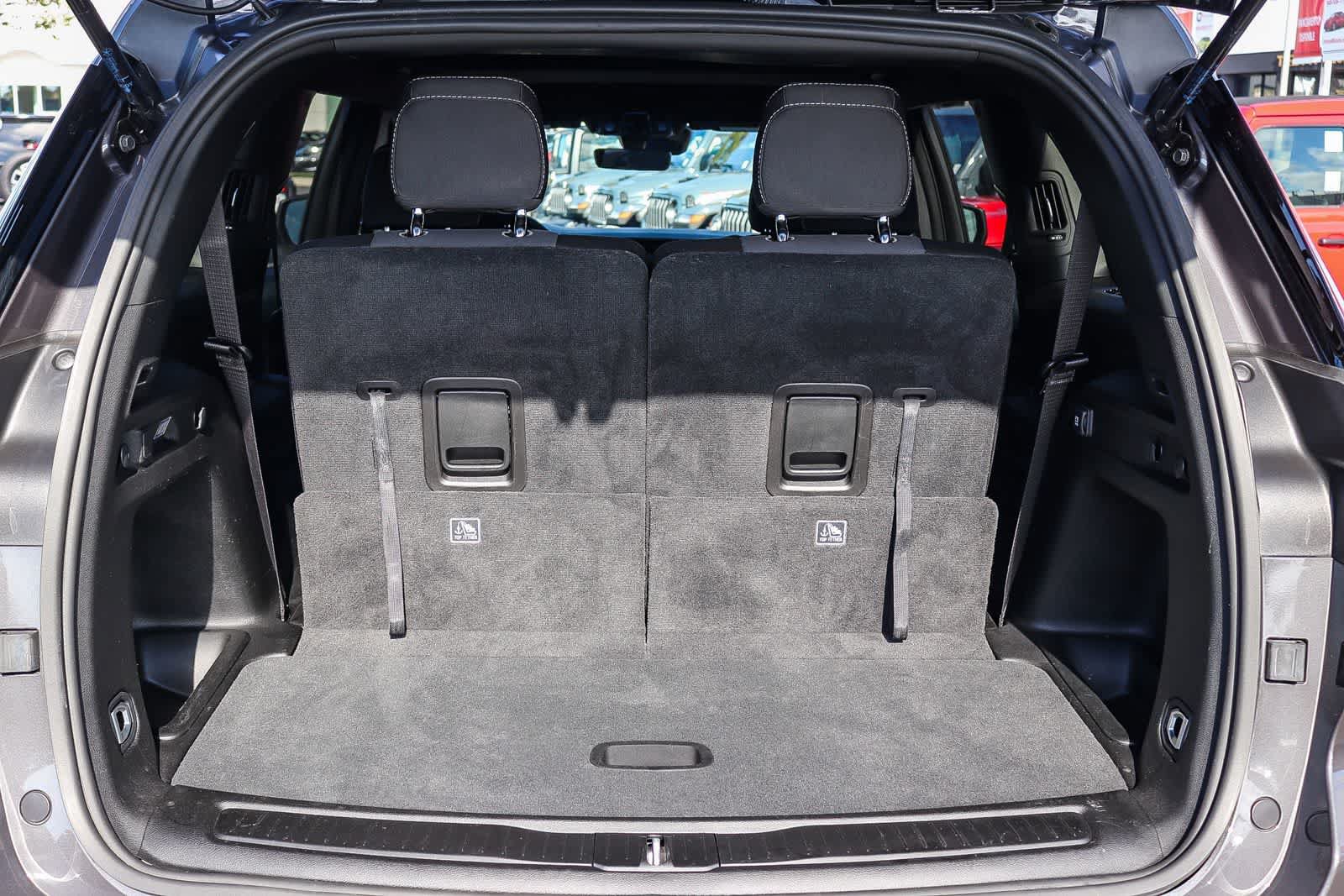 Used 2025 Jeep Grand Cherokee L Laredo RWD image 26