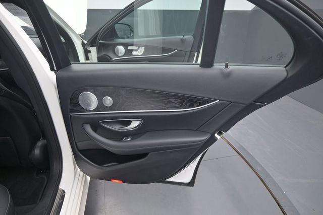 Used 2018 Mercedes-Benz E 300 4MATIC image 16
