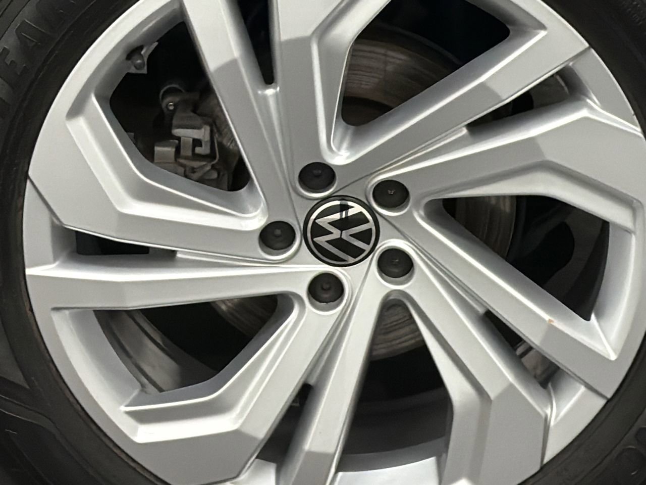 Used 2023 Volkswagen Atlas SE image 5