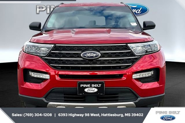 Used 2022 Ford Explorer XLT w/ Equipment Group 202A image 3