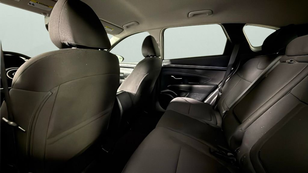 Used 2022 Hyundai Tucson SE image 24