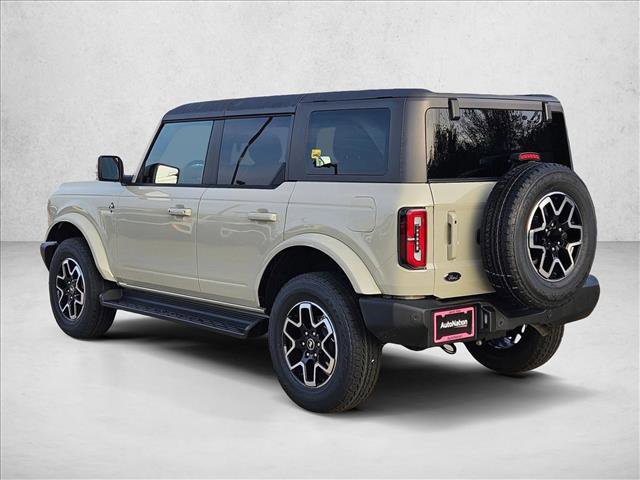 New 2025 Ford Bronco Outer Banks image 9