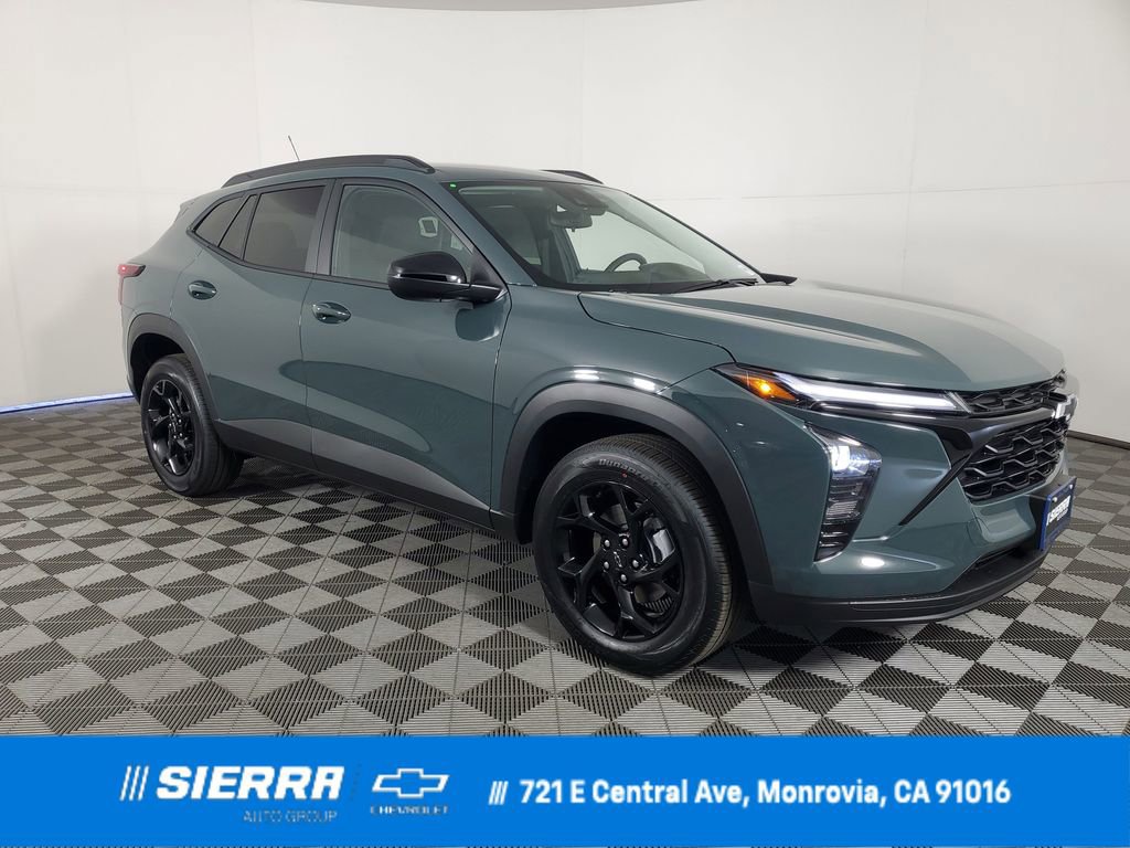 New 2026 Chevrolet Trax LT w/ Midnight Edition image 1